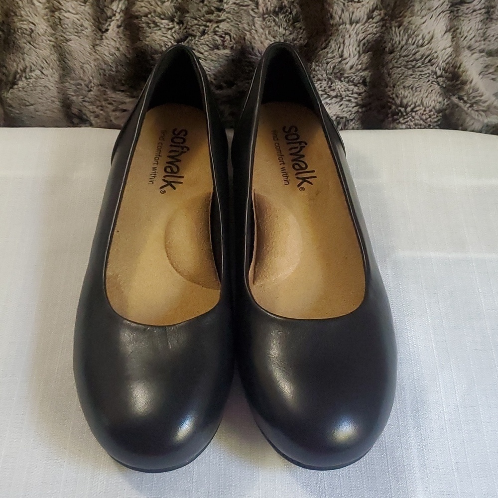 Softwalk Sonoma Women's Slip On Black Ballet Flats Size 9M Like New